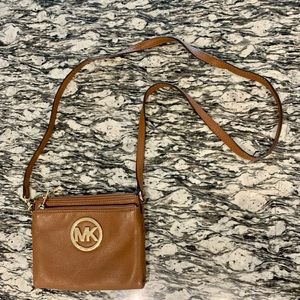 MICHAEL KORS brown crossbody